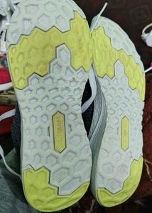 Stylish Men's Grey Sports Shoes