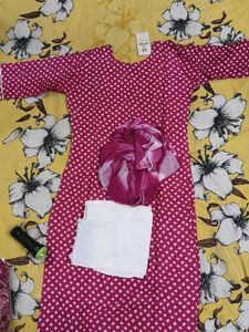 Beautiful Pink Bandhani Kurta Set