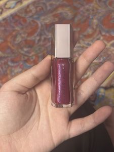 Fenty Beauty Gloss Bomb