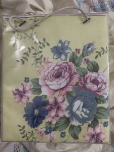 Bombay Dyeing Coral Vine Double Bed Sheet