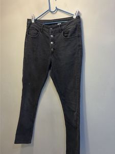 Stylish Grey Button-Fly Jeans