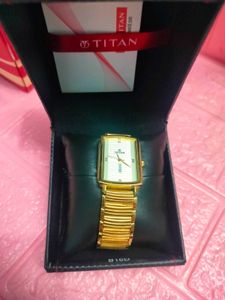 Titan Gold Watch original