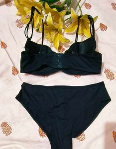Very Sexy And Beautiful Bra With Penty