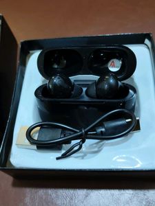 Wireless Earbuds with Charging Case