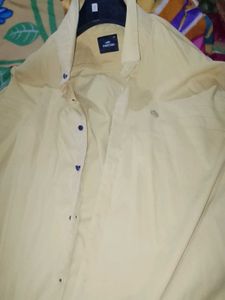 Men's Yellow Classic Fit Shirt