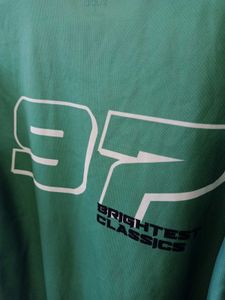 Green V-Neck Graphic T-Shirt
