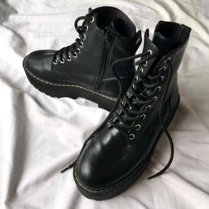 H&amp;M unisex chunky boots