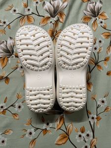 Cassiey white clogs