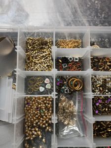 Kundan Stones