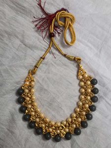 Beautiful Pearl Necklace Set