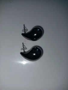 Black Silver Eyedrop Earrings