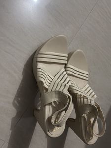 JF Cream Elastic Strap Heels - Size 7