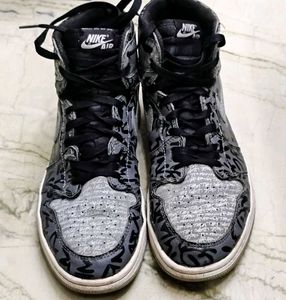 Nike Air Jordan 1 Sneakers