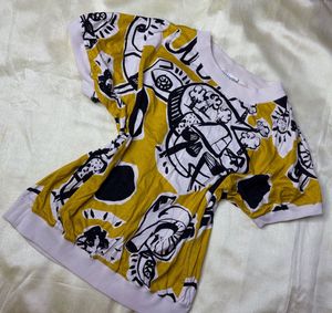 Unique Graphic Print T-Shirt