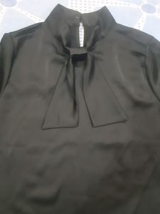 Black Women Top Size: 38inc.