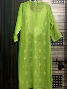 Chikankari MirrorWork Kurta With Lining💚