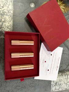 HYUE Velvette Lip Kit in Berries