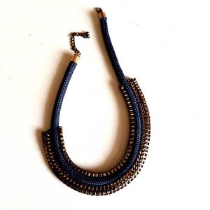 neck choker
