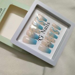 Press-On Nails - Blue Gradient Bow Design