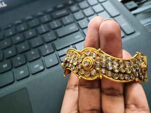 Adjustable Uncut Diamond Look Alike Bangle