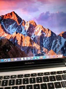 MacBook Pro Laptop 13 inch