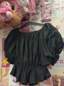 Chic Black Off-Shoulder Puff Sleeve Top