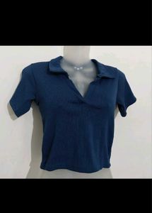 Ribbed Collared Crop Top