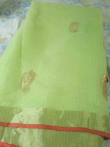 a cottan saree