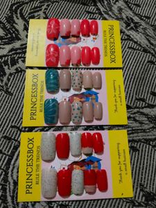 Press-On Nail Set (any one @99 + gift)