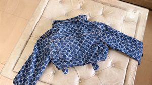 WINTER WEAR ! Stylish Cropped Denim Jacket