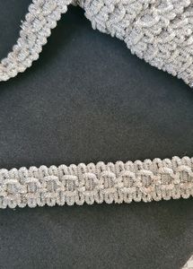 Delicate Silver Lace..... 4.15 m