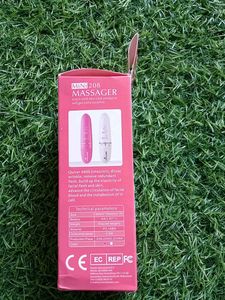 Shun Kang Mini 208 Massager white