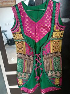 Looking Newly Cloth, Anarkali Type Kurti