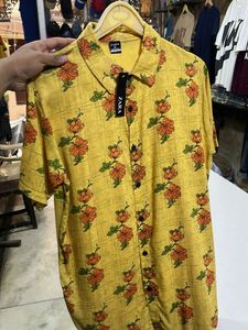 ZARA Men's Yellow Floral Print Shirt