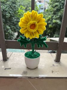 Cute Yellow Flower Pot Decor with one side mirror
