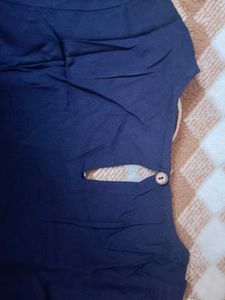 Pack of three short kurtis