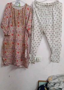 Pink Floral Print Kurta Set,used