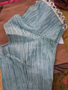 Beautiful Teal Green Crinkled Saree with blouse