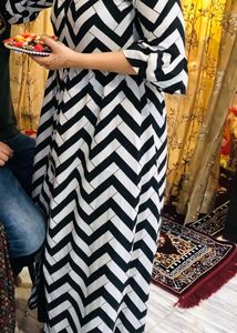 Black And White Stripped 2 Piece Kurta 🖤🤍