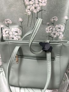 Chic Pastel Lavie Tote Bag