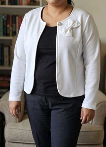Elegant White Bow Detail Blazer