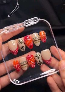 Festive Press-On Nails
