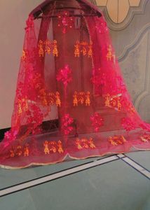 Red Chunari