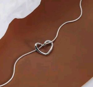 239.Elegant Silver Heart Necklace