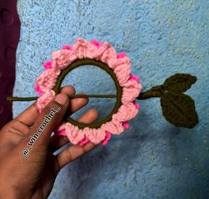 crochet pink floral hdir bun stick 🌷✨