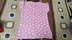 9 Pieces T-shirt Woman And Girl's.. ❤🥰