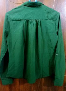 Elegant Green Button-Up Shirt
