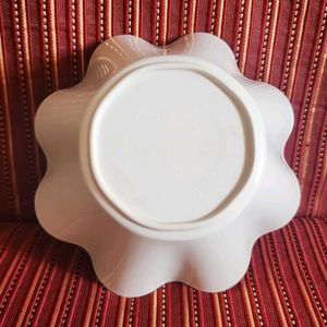 Off white floral design bowl