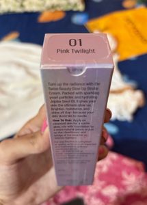 Swiss Beauty Glow Up Strobe Cream
