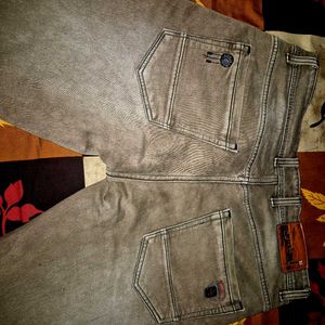 Stylish Men's Shirt &amp; Jeans Outfit
